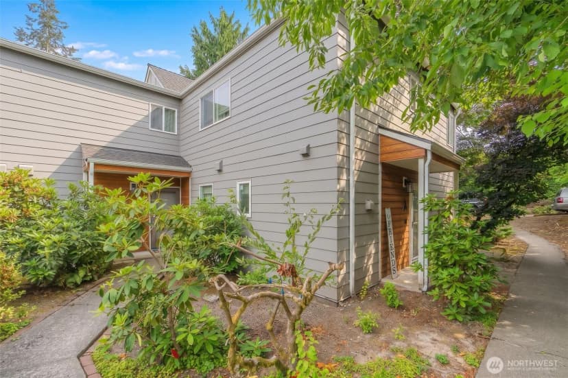 Property photo for 8442 26th Avenue Sw #a, Seattle photo 22