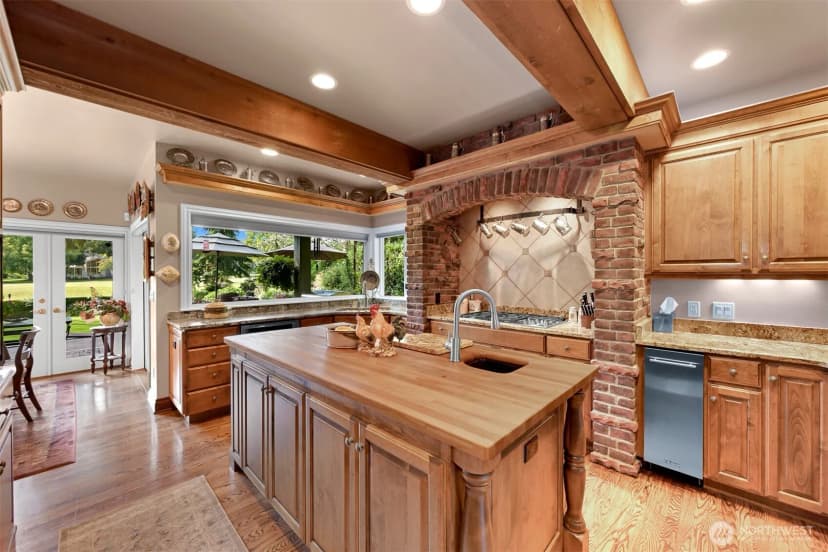 Property photo for 8607 Great Horned Owl Lane, Blaine photo 9
