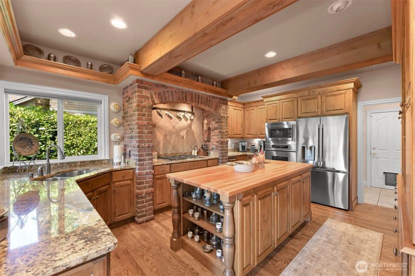 Property photo for 8607 Great Horned Owl Lane, Blaine photo 11