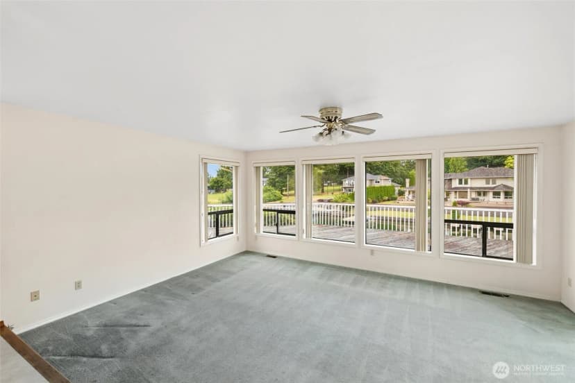 Property photo for 20015 Island Parkway E, Lake Tapps photo 22