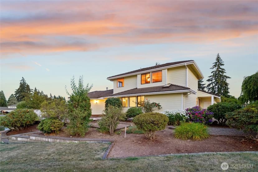 Property photo for 20015 Island Parkway E, Lake Tapps photo 15