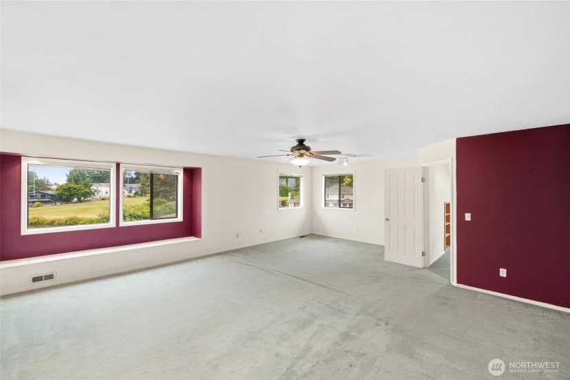 Property photo for 20015 Island Parkway E, Lake Tapps photo 29