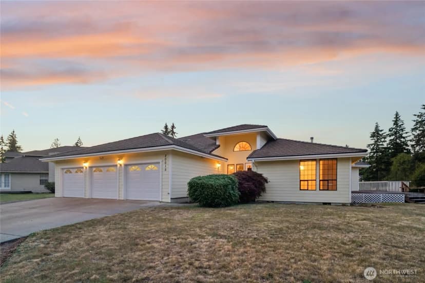 Property photo for 20015 Island Parkway E, Lake Tapps photo 13