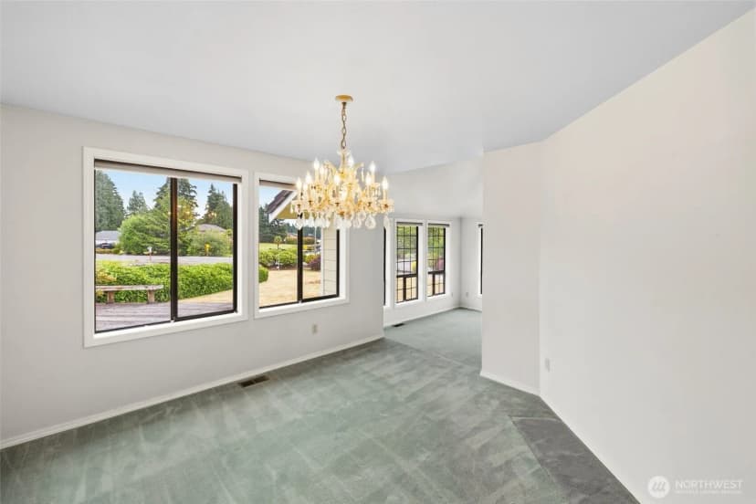 Property photo for 20015 Island Parkway E, Lake Tapps photo 25