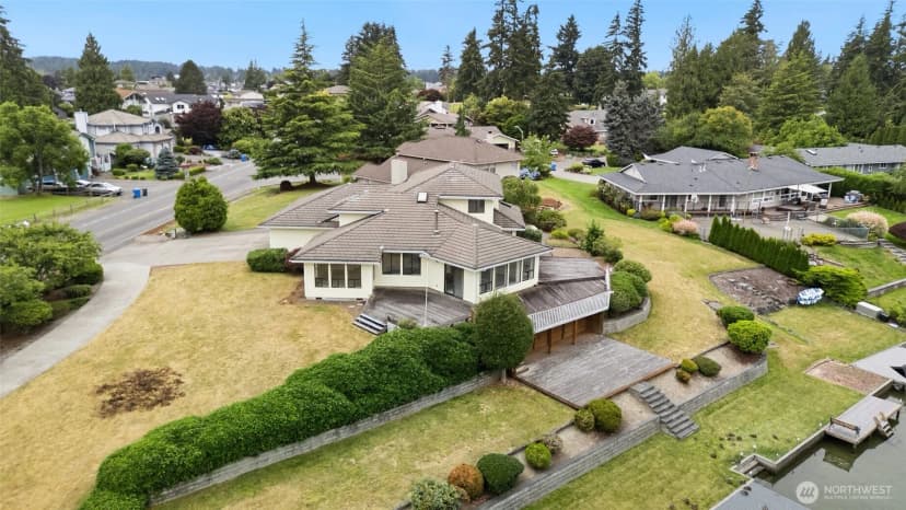 Property photo for 20015 Island Parkway E, Lake Tapps photo 6