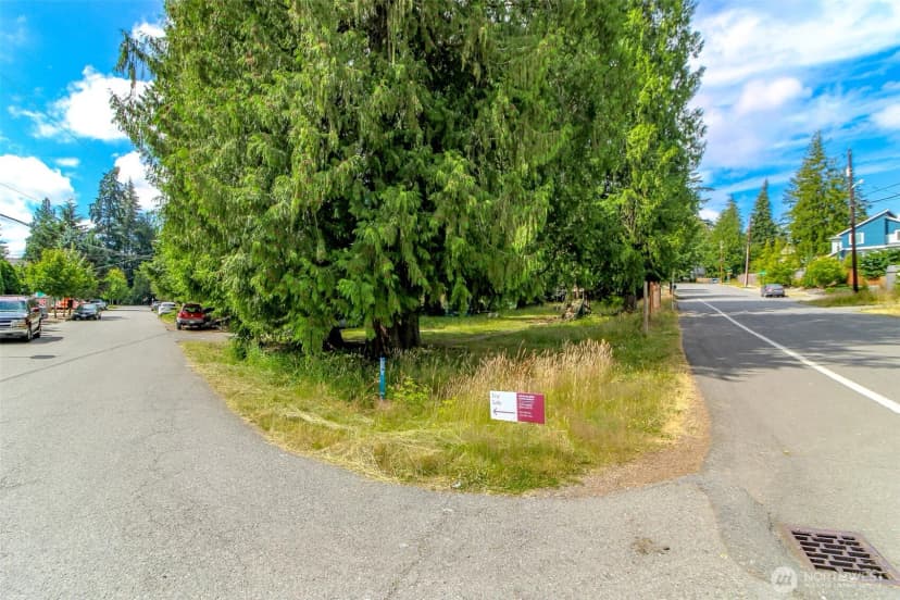 Property photo for 19226 7th Avenue W, Lynnwood photo 22