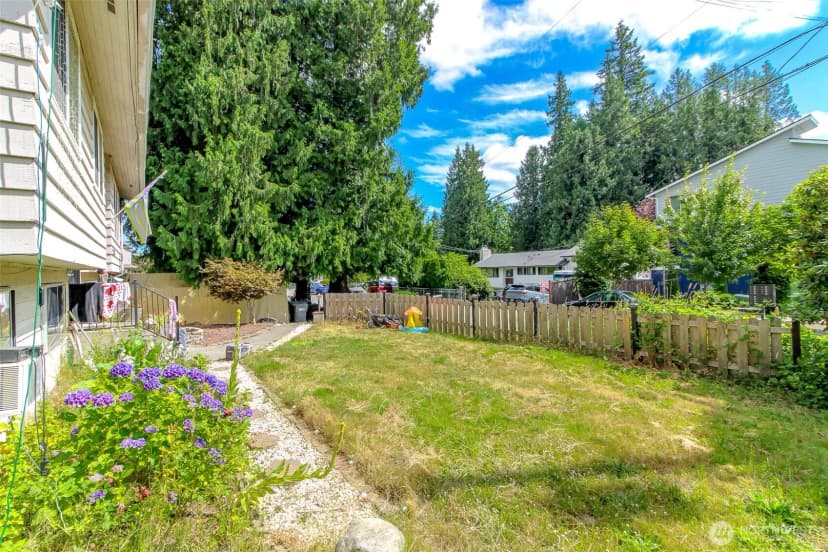 Property photo for 19226 7th Avenue W, Lynnwood photo 26