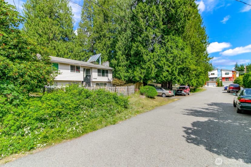 Property photo for 19226 7th Avenue W, Lynnwood photo 17