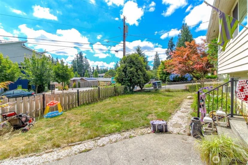 Property photo for 19226 7th Avenue W, Lynnwood photo 23