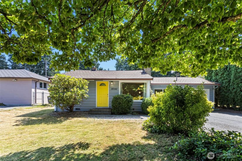 Property photo for 18042 10th Avenue Ne, Shoreline photo 23