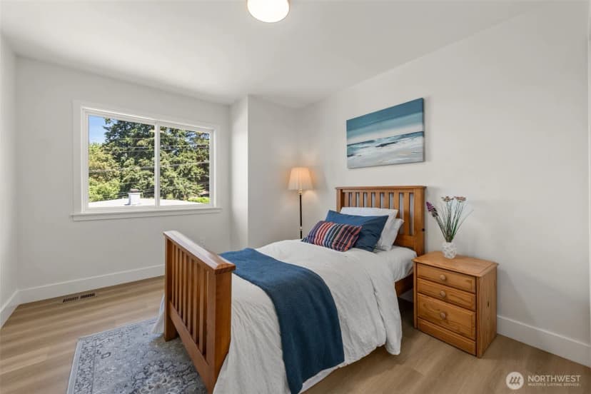 Property photo for 7615 113th Avenue Se, Newcastle photo 23