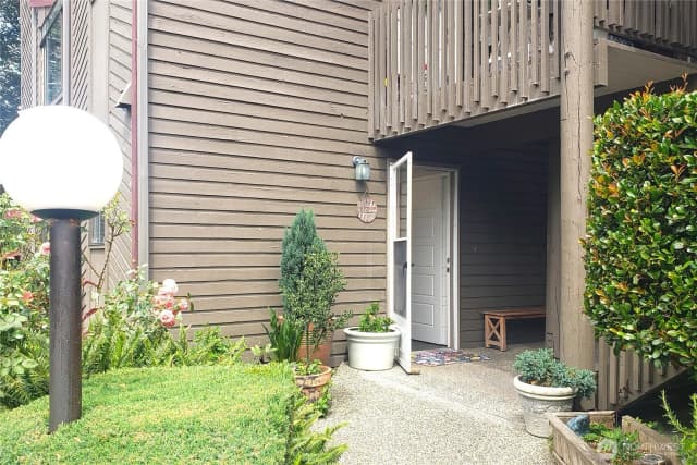 Property photo for 12200 100th Avenue Ne ##p-a, Kirkland photo 2