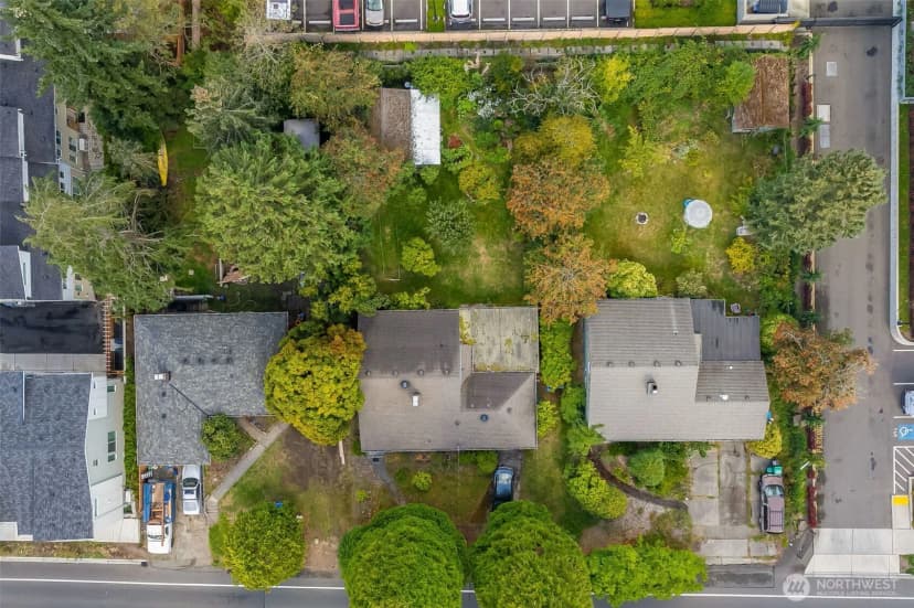 Property photo for 1216 -1228 Ne 180th Street, Shoreline photo 5
