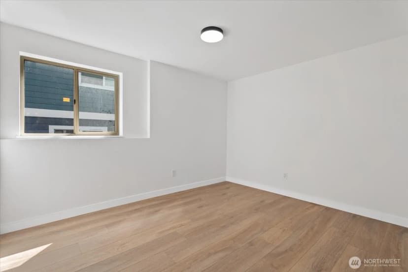 Property photo for 216 Broadway #3, Tacoma photo 11