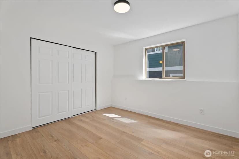 Property photo for 216 Broadway #3, Tacoma photo 10