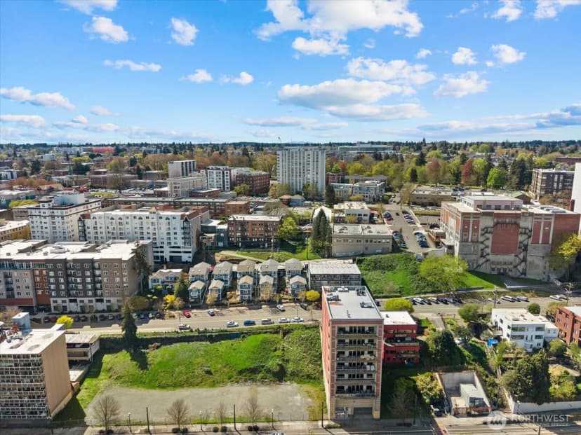 Property photo for 216 Broadway #3, Tacoma photo 18