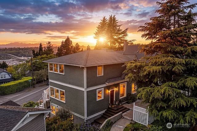 Property photo for 1225 9th Avenue W, Seattle