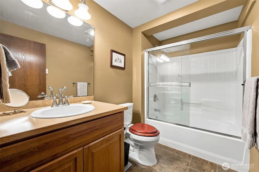 Property photo for 33217 Mount Tahoma Canyon Road E, Ashford photo 17