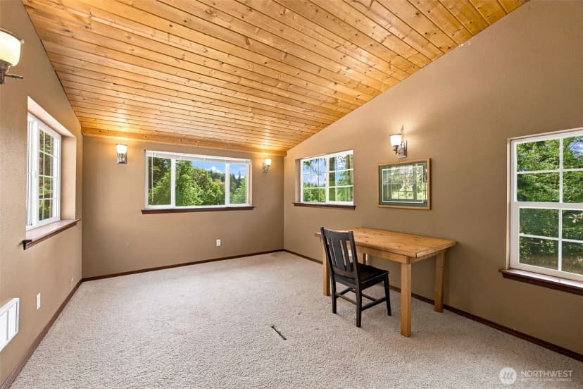 Property photo for 33217 Mount Tahoma Canyon Road E, Ashford photo 25