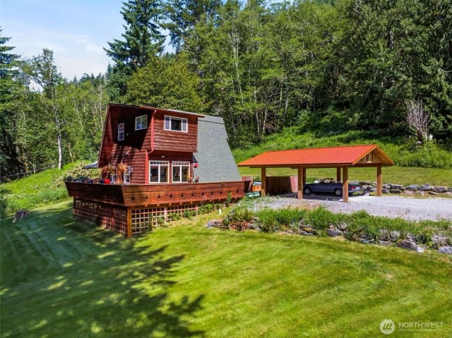 Property photo for 33217 Mount Tahoma Canyon Road E, Ashford photo 4