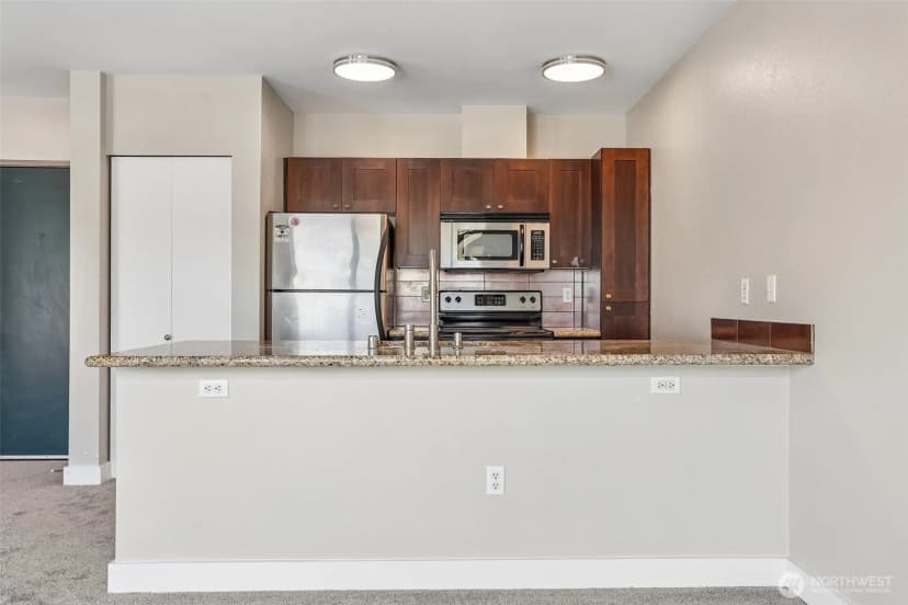 Property photo for 1610 Belmont Avenue #515, Seattle photo 13