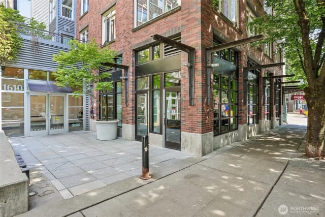 Property photo for 1610 Belmont Avenue #515, Seattle photo 4