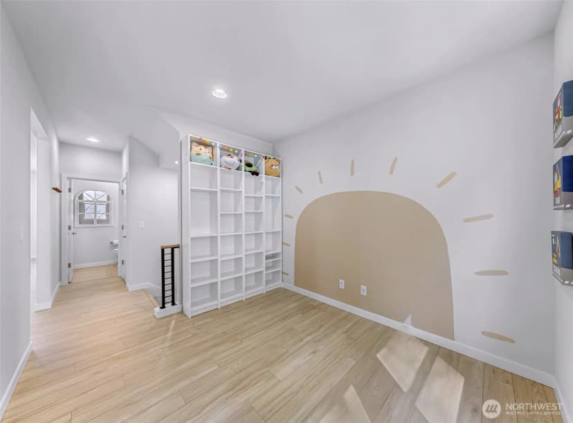 Property photo for 22425 69th Place W, Mountlake Terrace photo 13