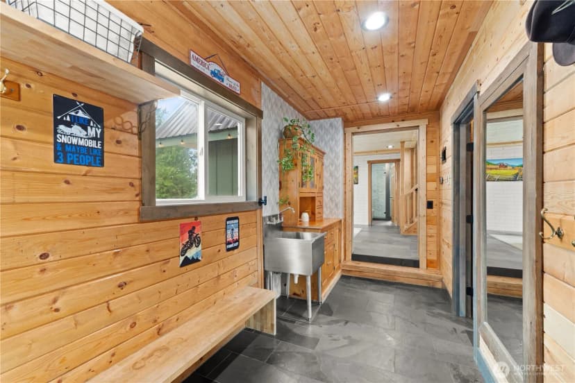 Property photo for 150 Grand Fir Lane, Ronald photo 13