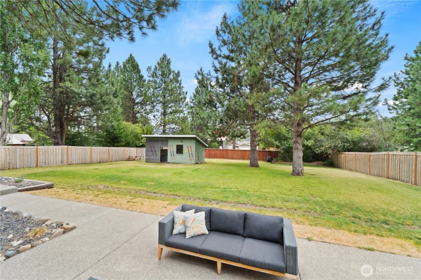 Property photo for 150 Grand Fir Lane, Ronald photo 34