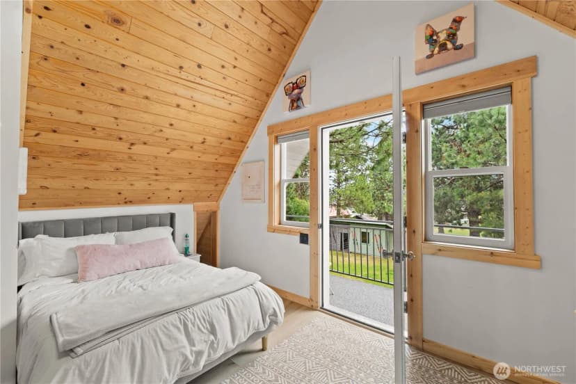 Property photo for 150 Grand Fir Lane, Ronald photo 20