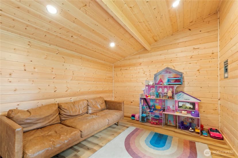 Property photo for 150 Grand Fir Lane, Ronald photo 31