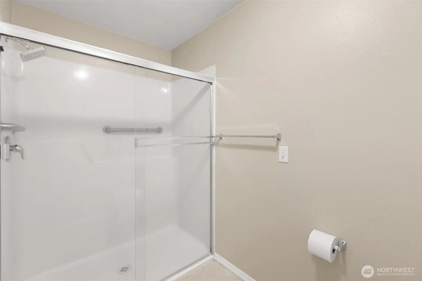 Property photo for 23328 53rd Avenue S, Kent photo 19