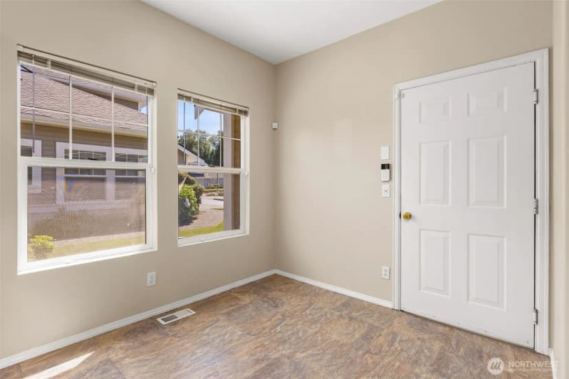 Property photo for 23328 53rd Avenue S, Kent photo 12