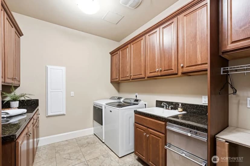 Property photo for 207 Broadway #200, Tacoma photo 33