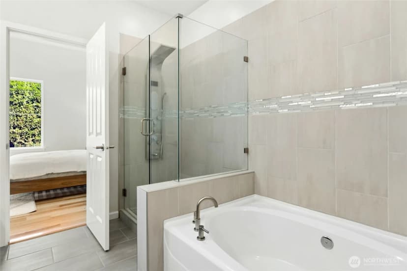 Property photo for 23912 Se 7th St, Sammamish photo 20