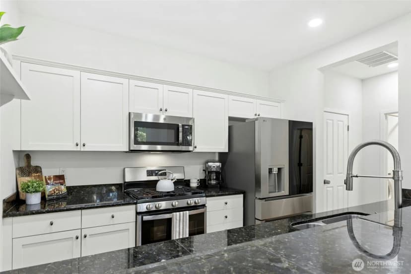 Property photo for 23912 Se 7th St, Sammamish photo 9