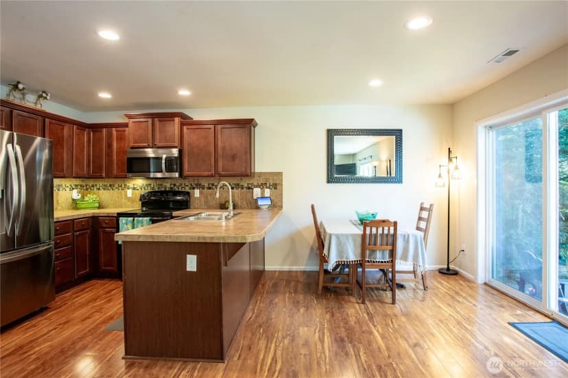 Property photo for 12506 58th Avenue Se, Snohomish photo 9