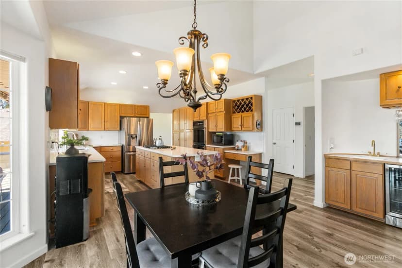 Property photo for 6074 Osprey Circle, Bremerton photo 13