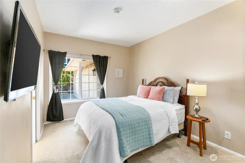 Property photo for 6074 Osprey Circle, Bremerton photo 22