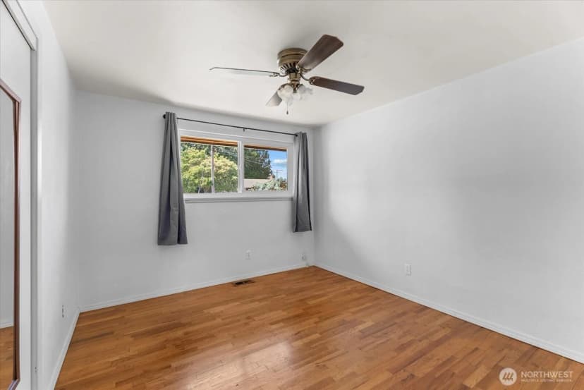 Property photo for 1718 G Street Se, Auburn photo 11