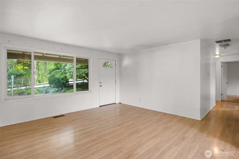 Property photo for 9220 Ne 191st Street, Bothell photo 6