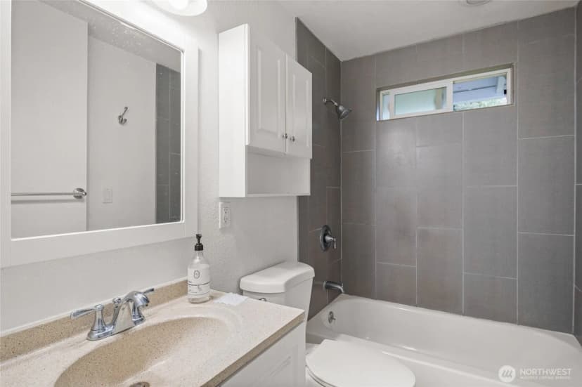 Property photo for 9220 Ne 191st Street, Bothell photo 18