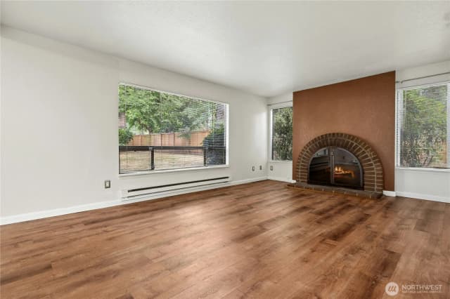 Property photo for 709 143rd Avenue Ne #g-25, Bellevue photo 3