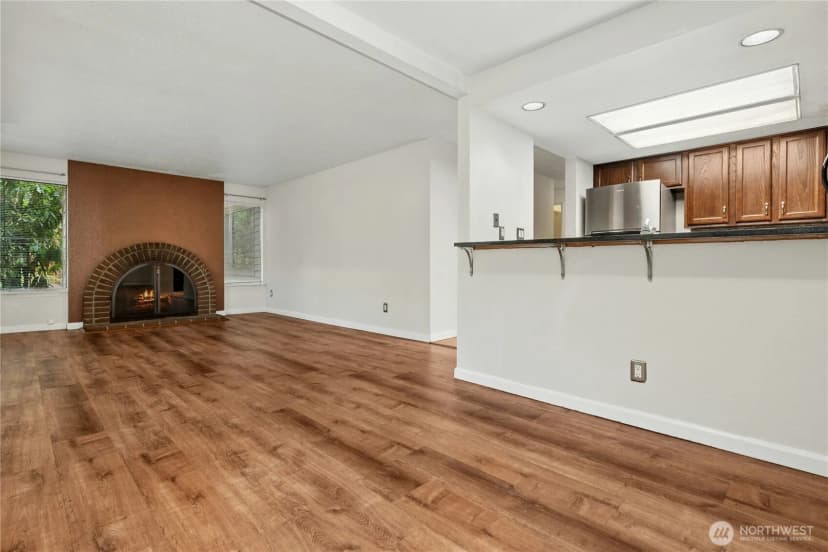 Property photo for 709 143rd Avenue Ne #g-25, Bellevue photo 5