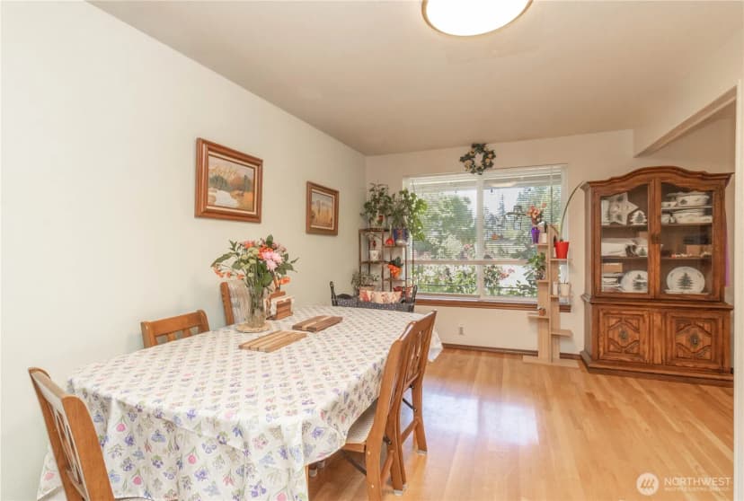 Property photo for 19613 Filbert Drive, Bothell photo 6