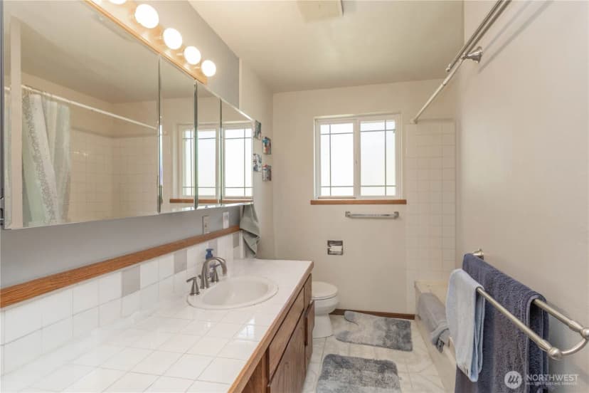 Property photo for 19613 Filbert Drive, Bothell photo 16