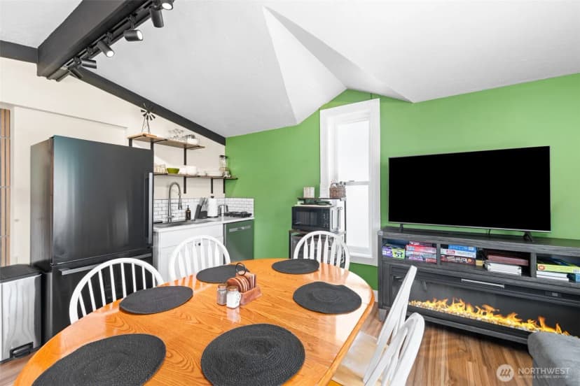 Property photo for 916 Georgiana Street, Port Angeles photo 5