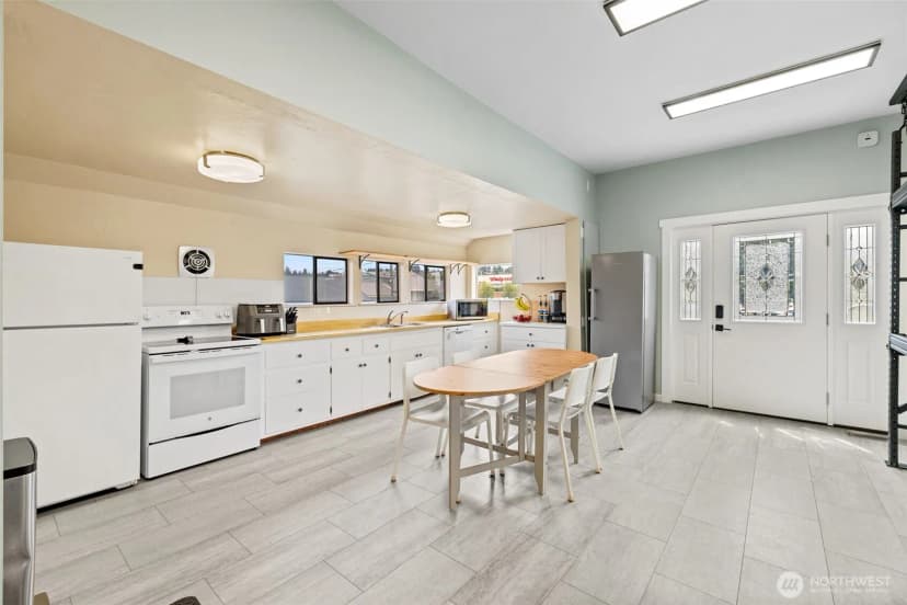 Property photo for 916 Georgiana Street, Port Angeles photo 26