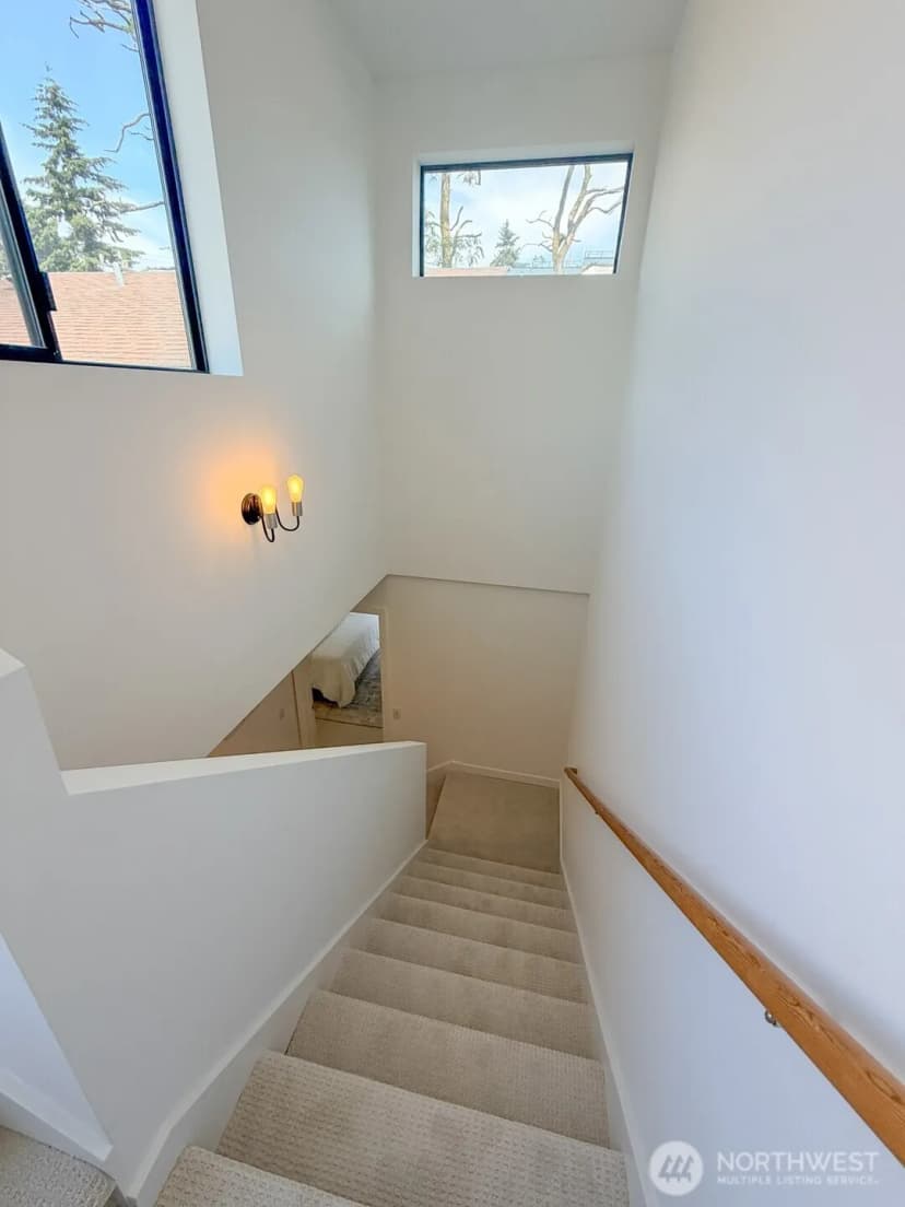 Property photo for 4917 39th Avenue S, Seattle photo 21