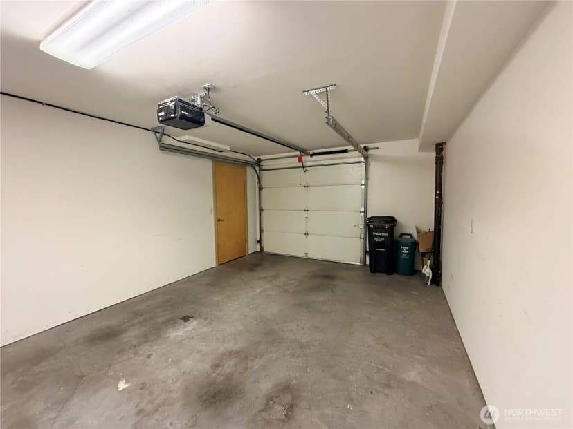 Property photo for 4917 39th Avenue S, Seattle photo 29